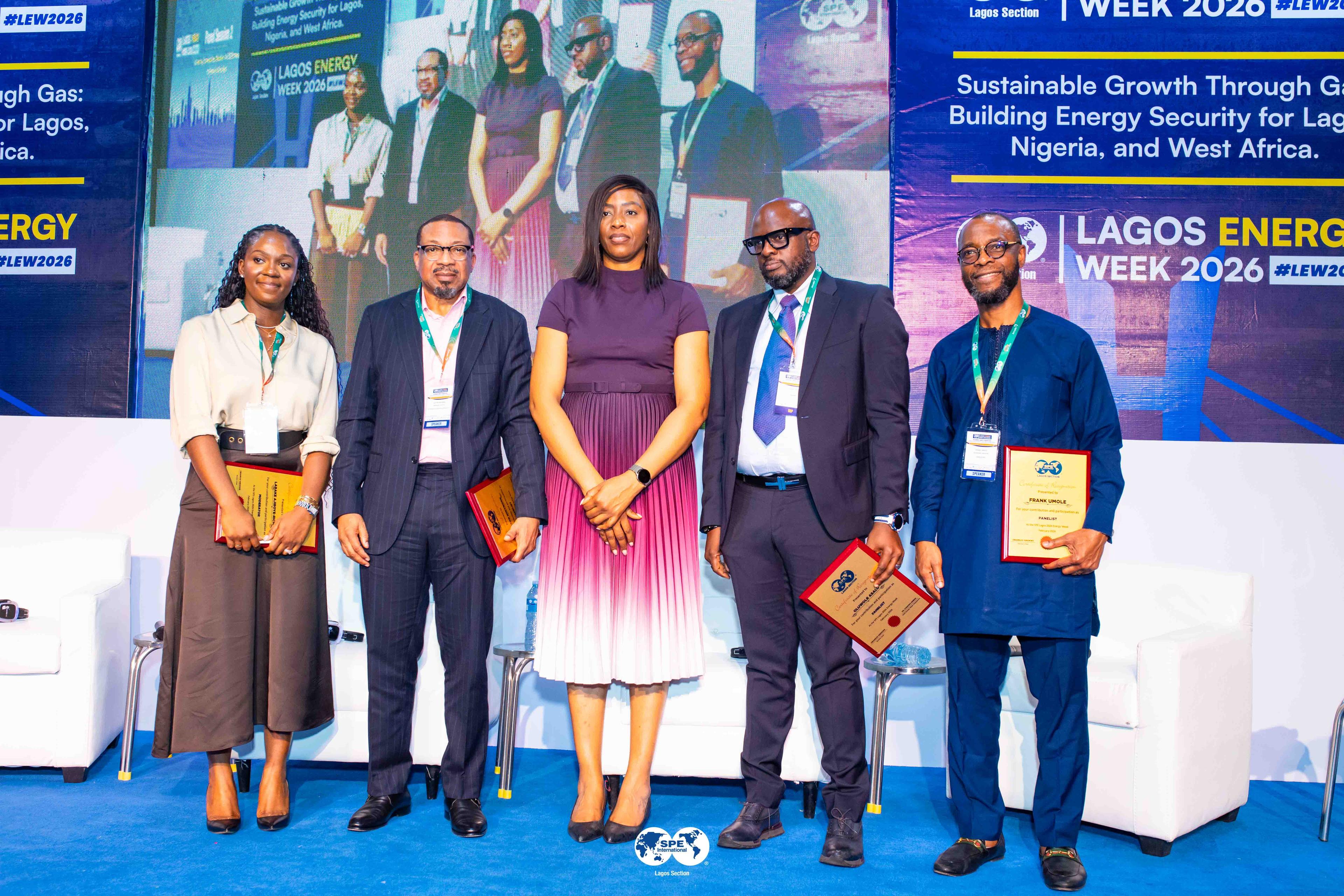 Speaker plaque presentation