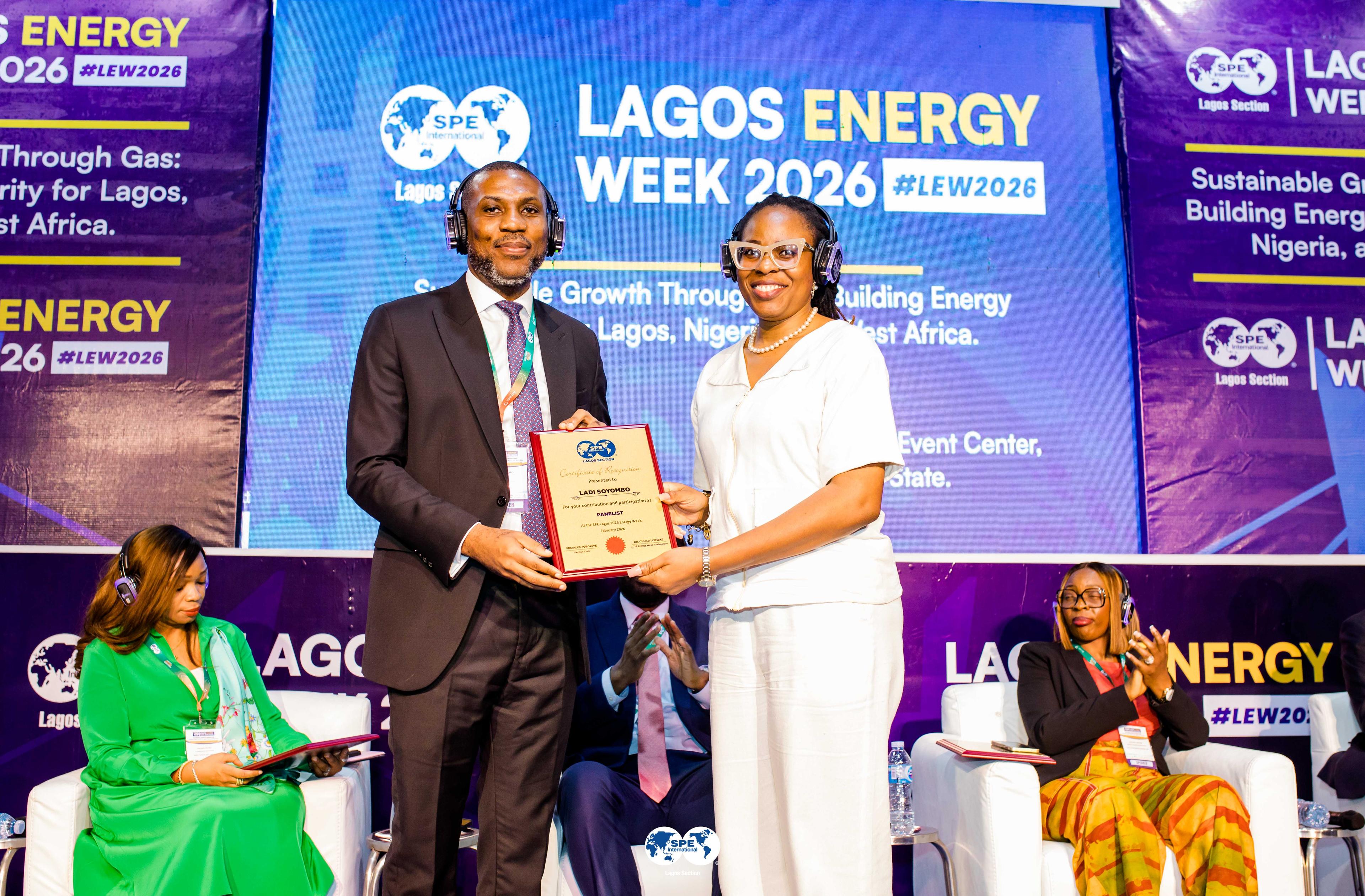 Speaker plaque presentation